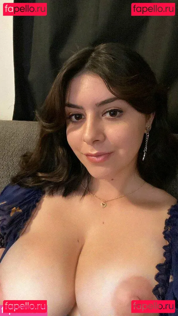 Lynn Love Onlyfans Photo Gallery 