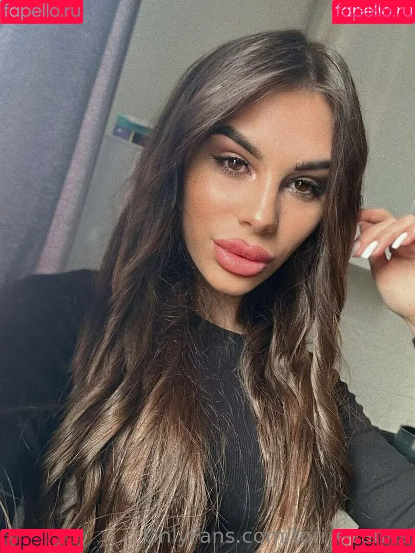 tori_evanns Onlyfans Photo Gallery 