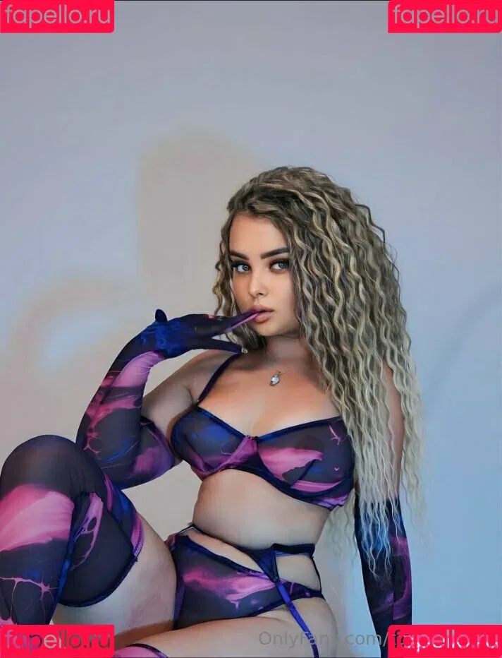 tori_evanns Onlyfans Photo Gallery 