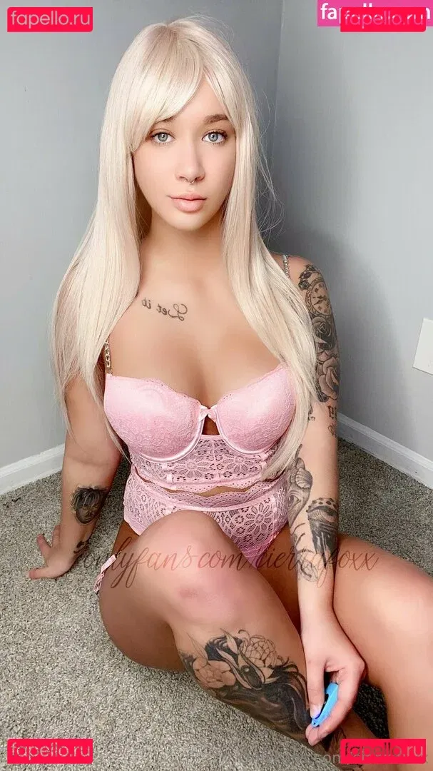 cierrafoxx Onlyfans Photo Gallery 