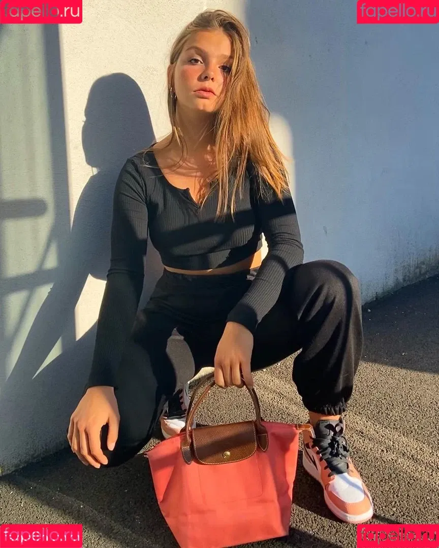 Lena Gross Onlyfans Photo Gallery 