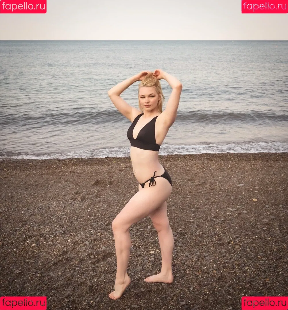 Nomi Teee Onlyfans Photo Gallery 