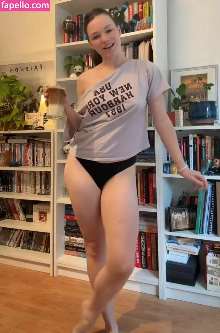 Nomi Teee Onlyfans Photo Gallery 