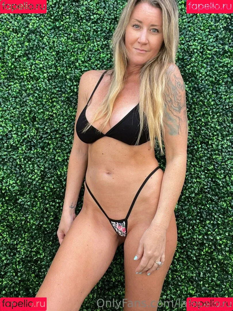 lana.sobo Onlyfans Photo Gallery 