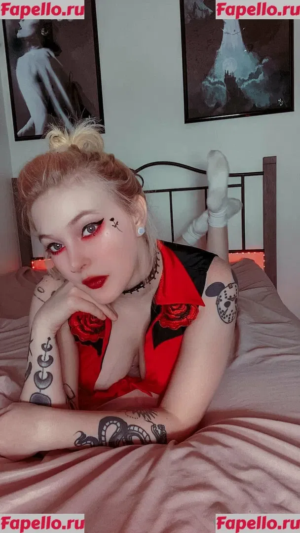 Astridxox Onlyfans Photo Gallery 