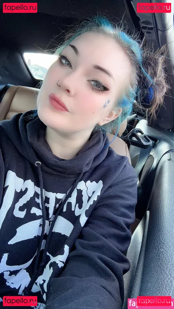 Astridxox Onlyfans Photo Gallery 