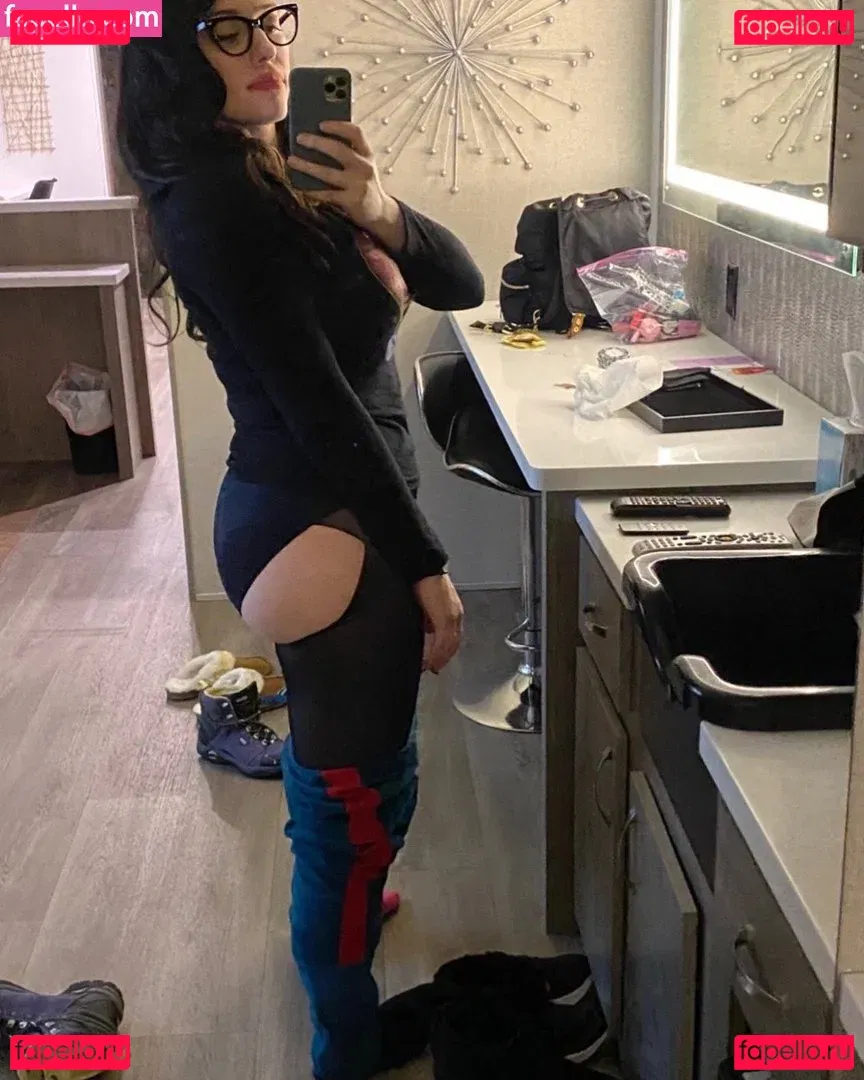 it-kit Onlyfans Photo Gallery 