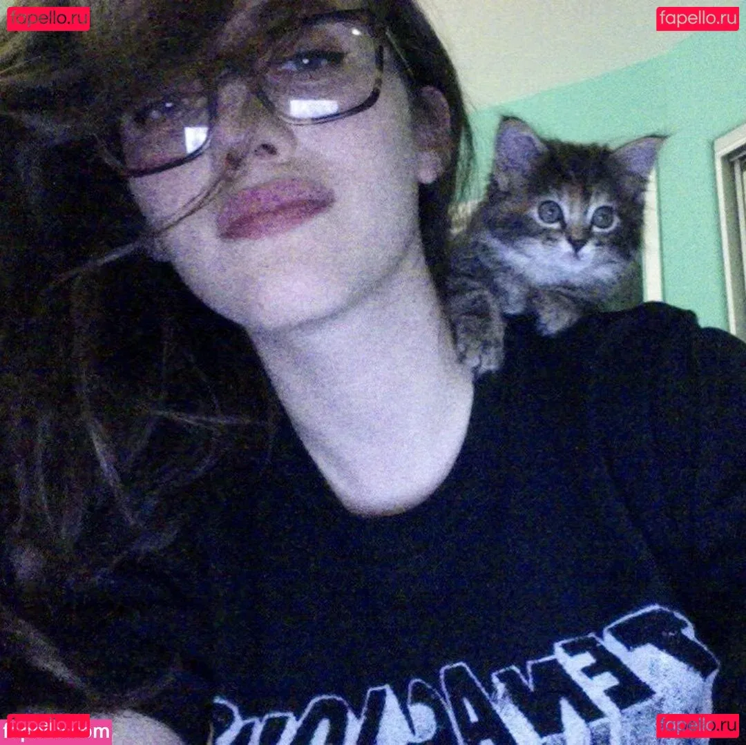 it-kit Onlyfans Photo Gallery 