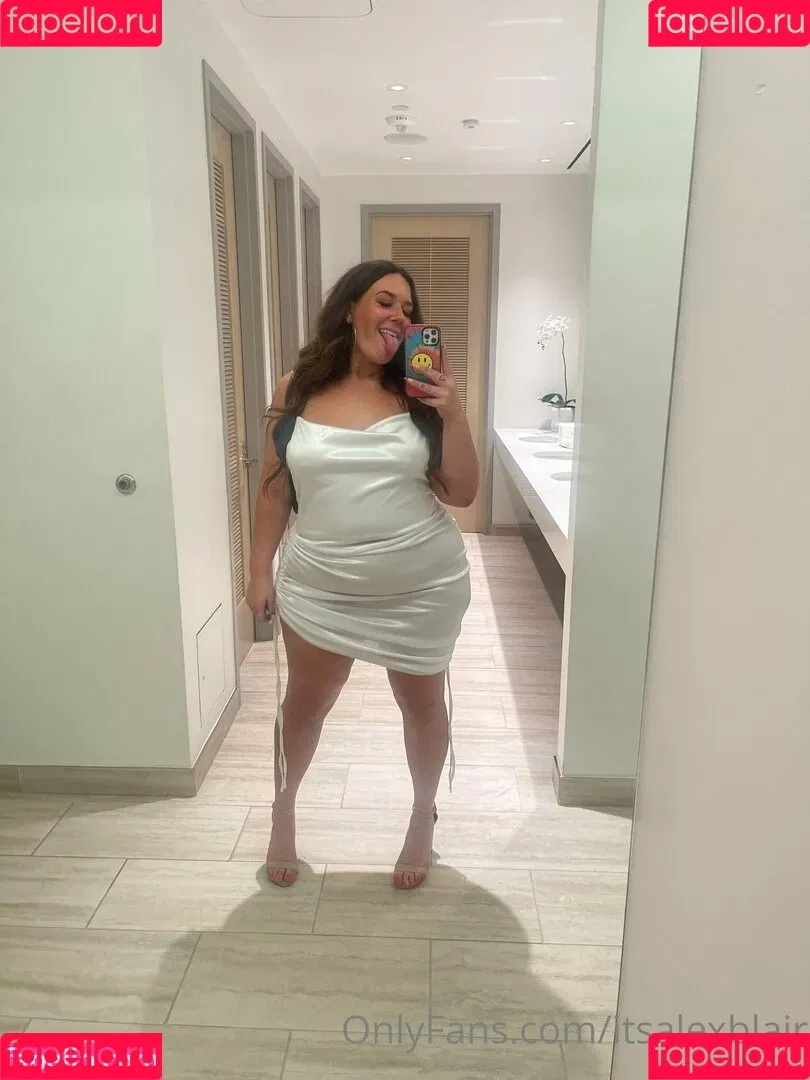 itsalexblair Onlyfans Photo Gallery 