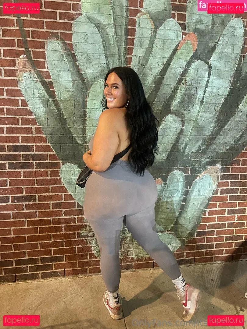 itsalexblair Onlyfans Photo Gallery 