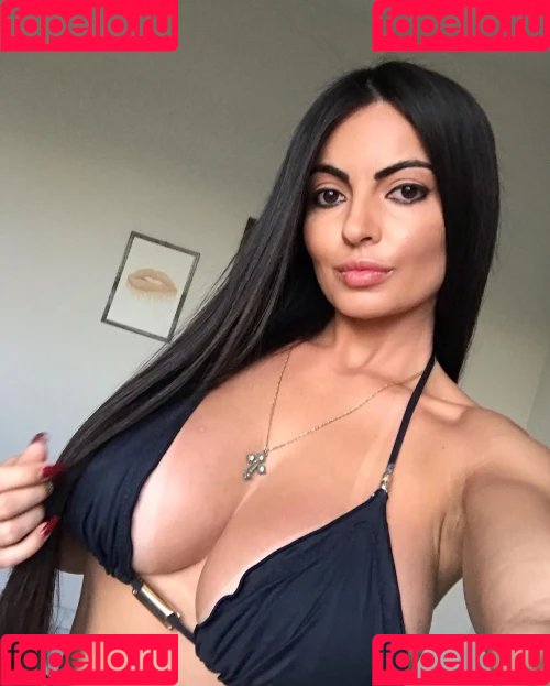 Viviane Costa Onlyfans Photo Gallery 