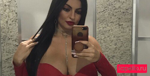 Viviane Costa Nude Onlyfans Photo 29