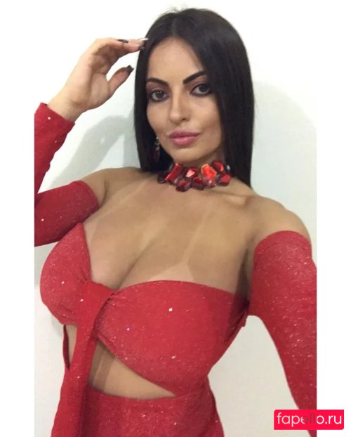 Viviane Costa Nude Onlyfans Photo 10