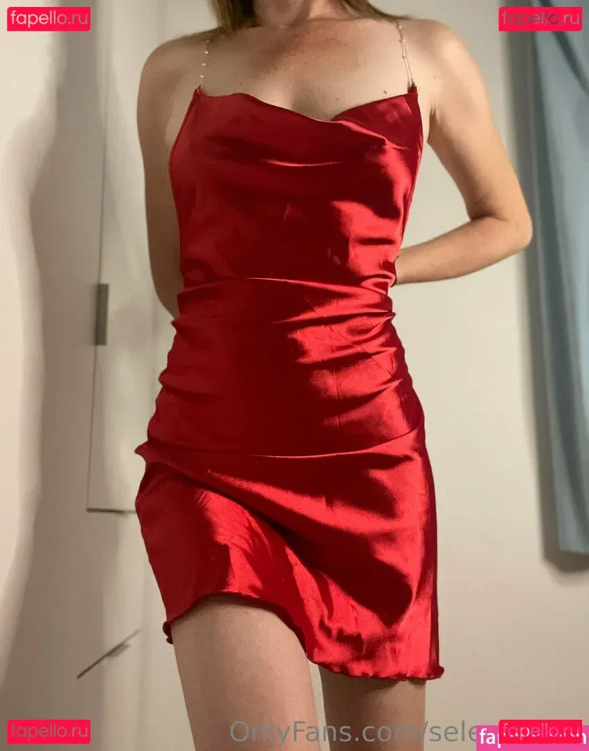 selenax613free Onlyfans Photo Gallery 