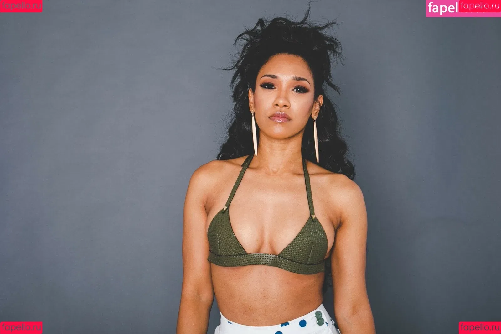 Candice Patton Onlyfans Photo Gallery 