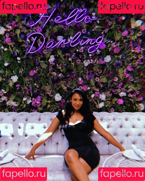 Candice Patton Onlyfans Photo Gallery 