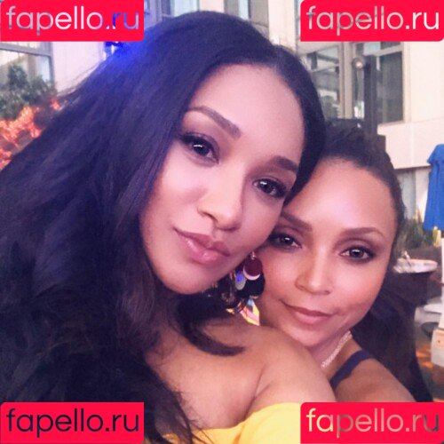 Candice Patton Onlyfans Photo Gallery 