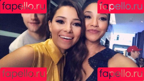 Candice Patton Onlyfans Photo Gallery 