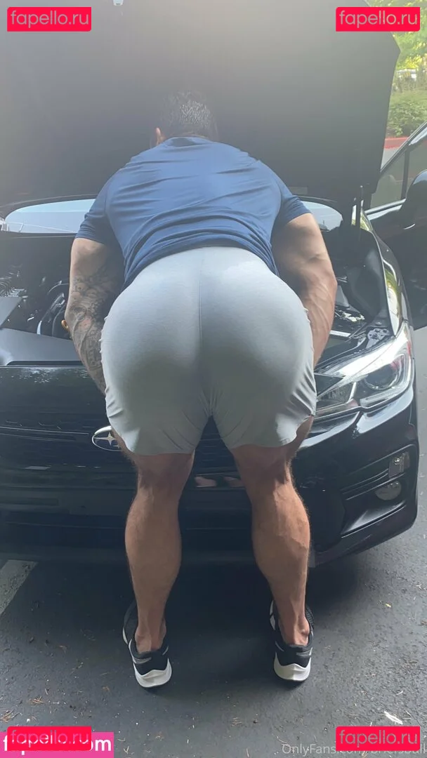 briefsbull Onlyfans Photo Gallery 