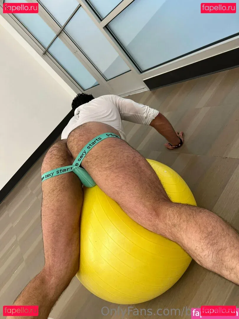 briefsbull Onlyfans Photo Gallery 