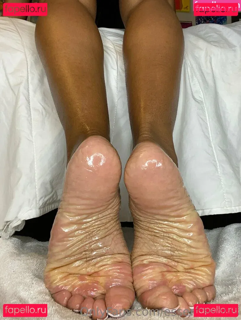 essencesoles Onlyfans Photo Gallery 