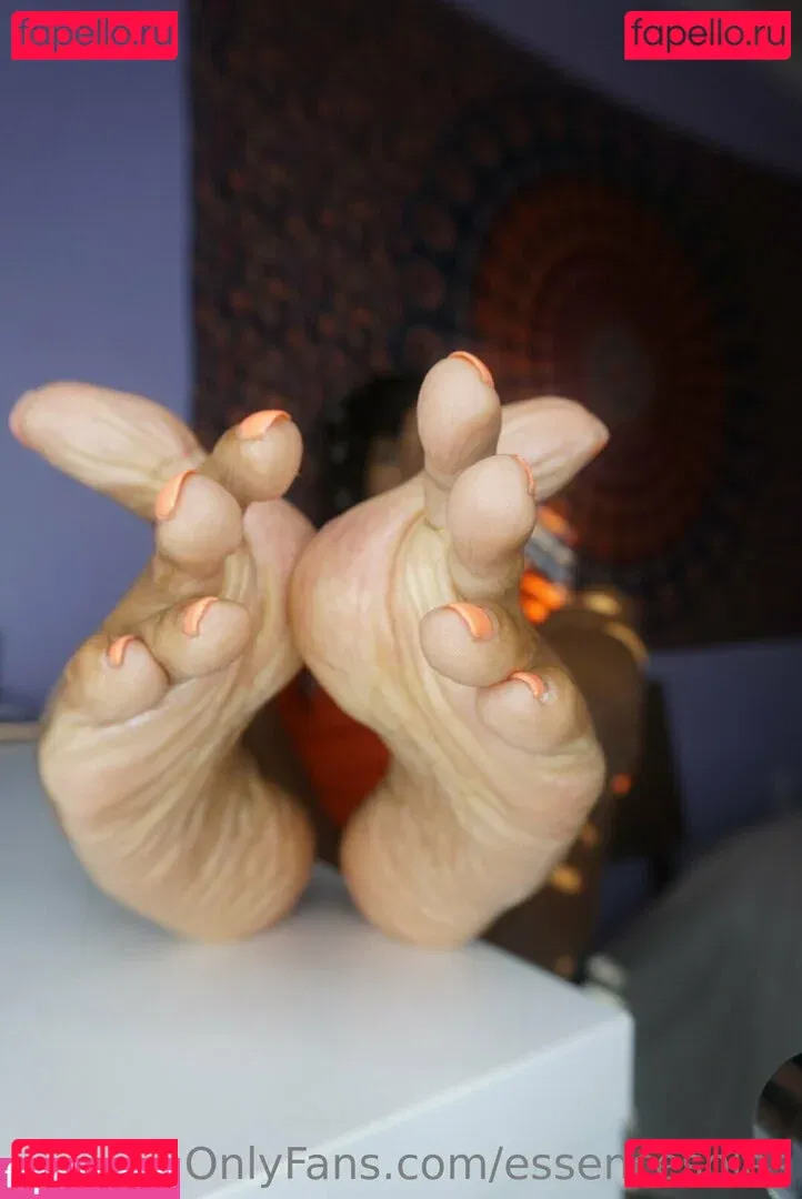 essencesoles Onlyfans Photo Gallery 