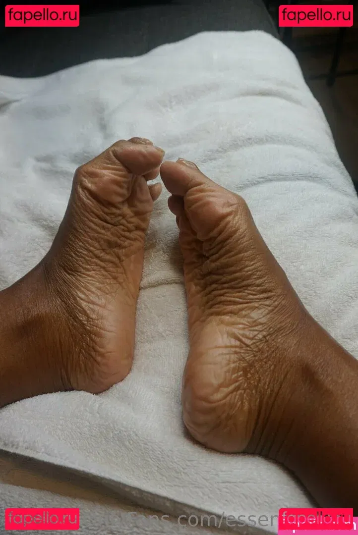 essencesoles Onlyfans Photo Gallery 