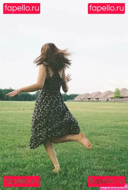 Corrina Rhys Onlyfans Photo Gallery 