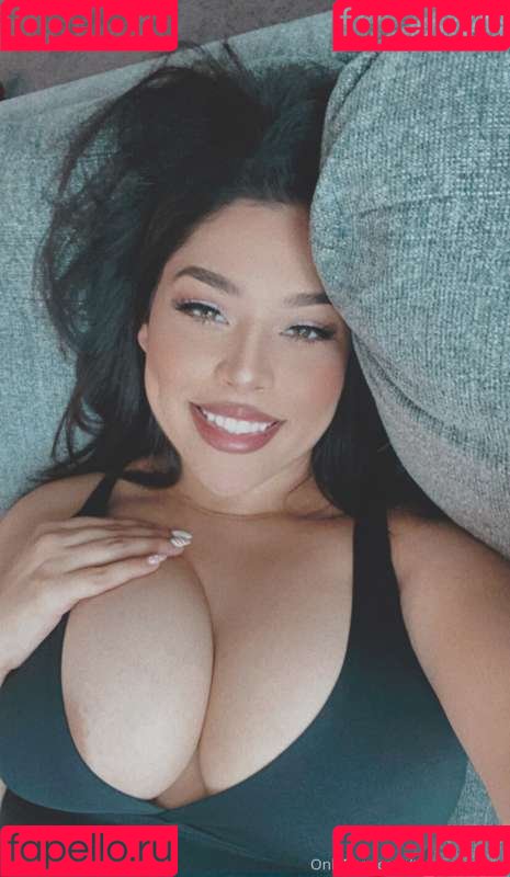 Therealsarissa Onlyfans Photo Gallery 