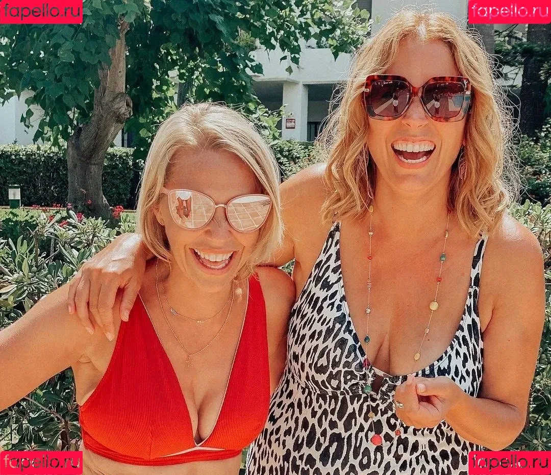 Laura Hamilton Onlyfans Photo Gallery 