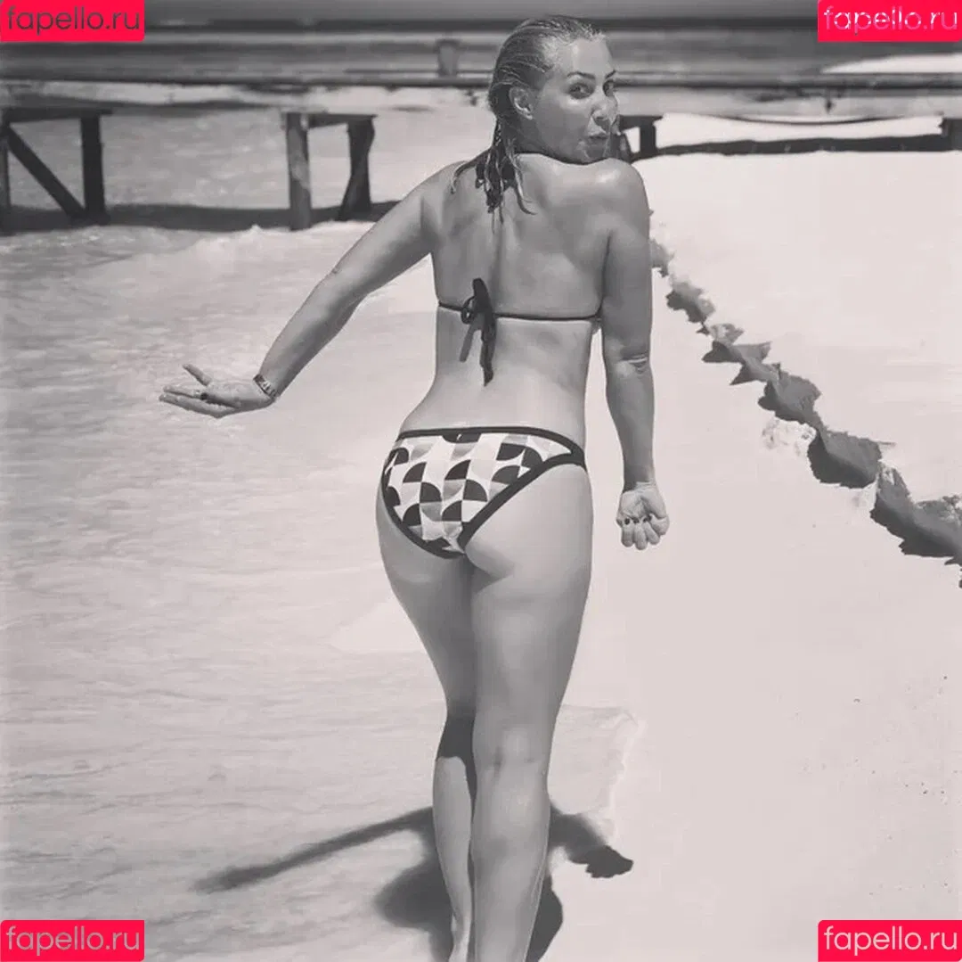 Laura Hamilton Onlyfans Photo Gallery 