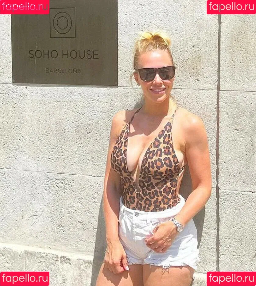 Laura Hamilton Onlyfans Photo Gallery 