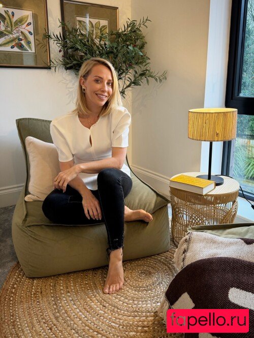 Laura Hamilton Onlyfans Photo Gallery 