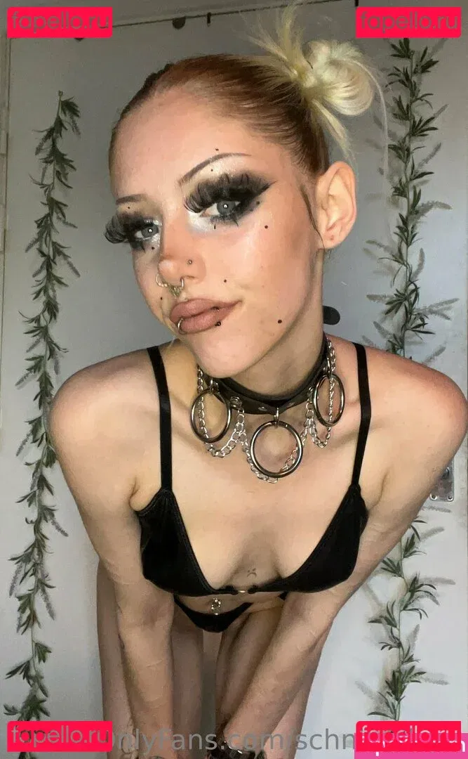 schnitzelbby Onlyfans Photo Gallery 