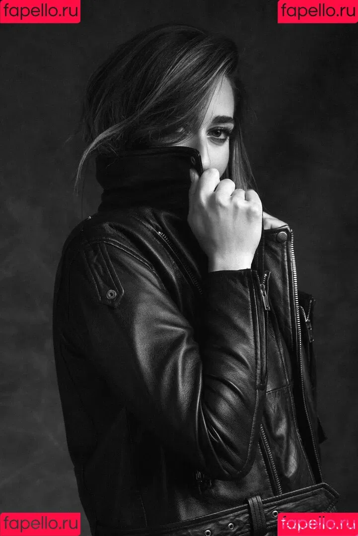 Amina Khalil Onlyfans Photo Gallery 