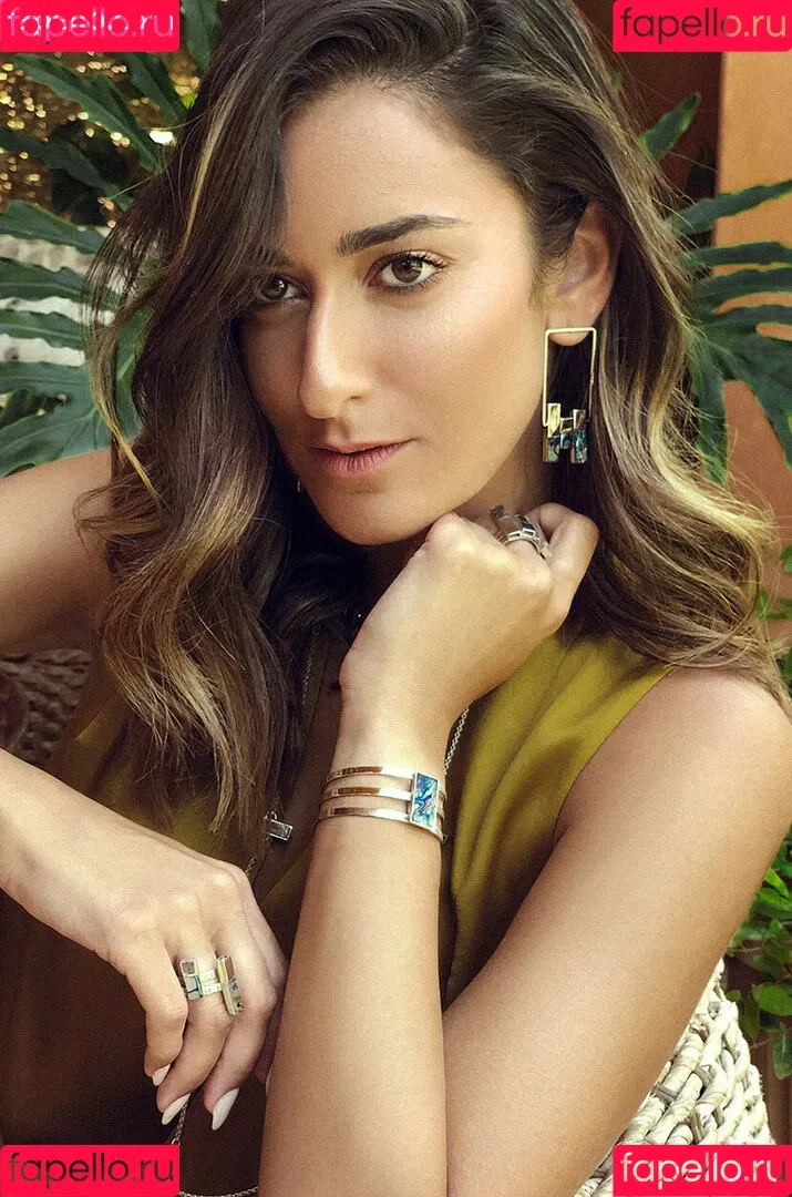 Amina Khalil Onlyfans Photo Gallery 