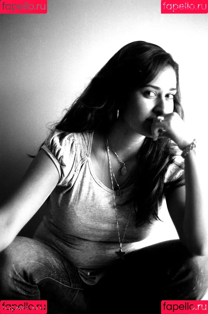 Amina Khalil Onlyfans Photo Gallery 