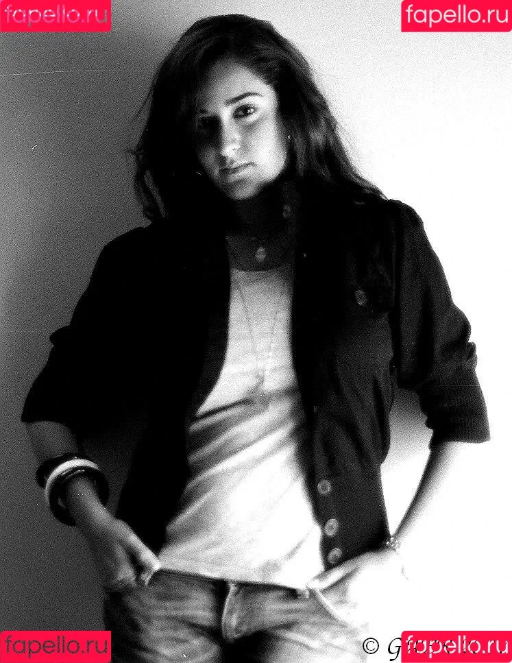 Amina Khalil Onlyfans Photo Gallery 