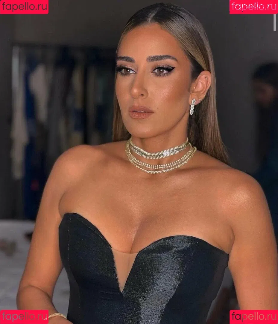 Amina Khalil Onlyfans Photo Gallery 