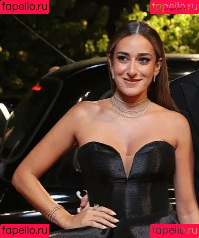 Amina Khalil Onlyfans Photo Gallery 
