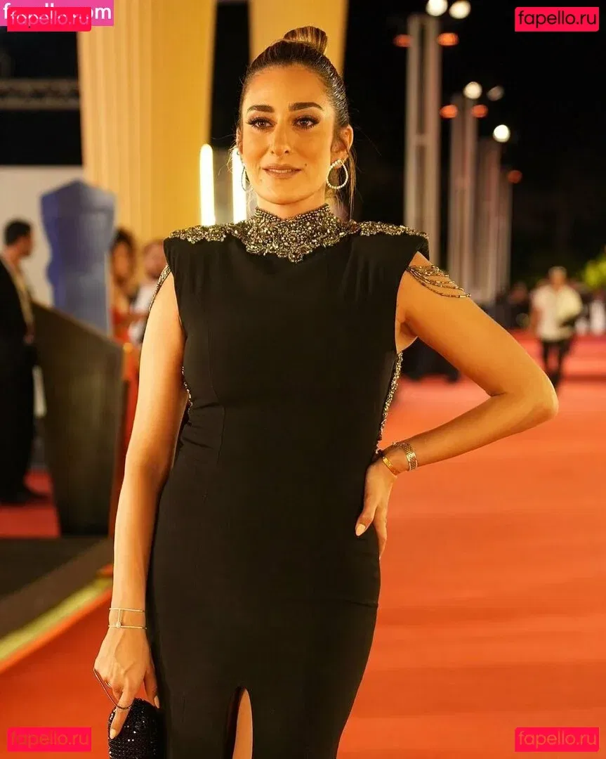 Amina Khalil Onlyfans Photo Gallery 