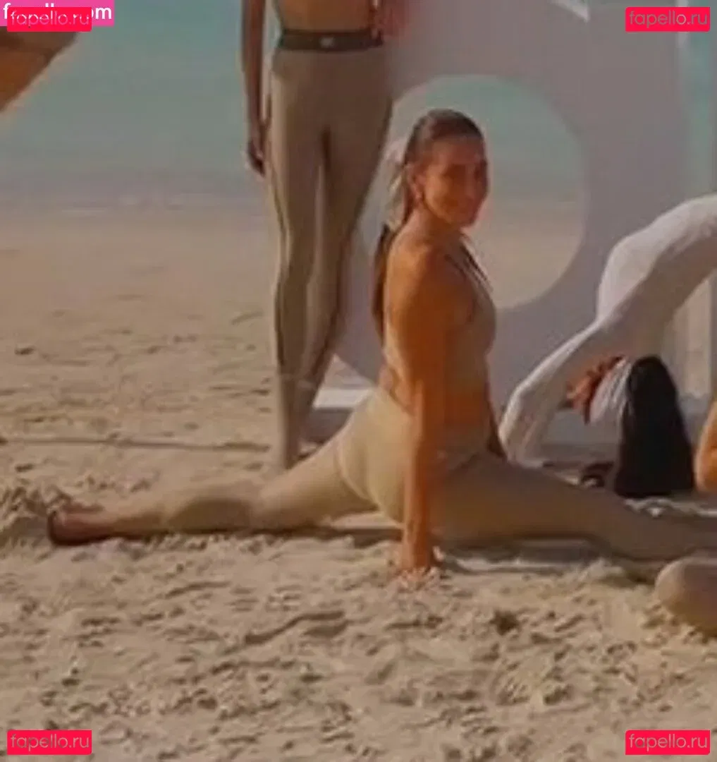 Amina Khalil Onlyfans Photo Gallery 