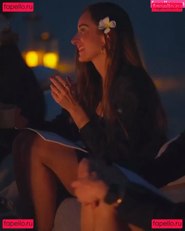 Amina Khalil Onlyfans Photo Gallery 