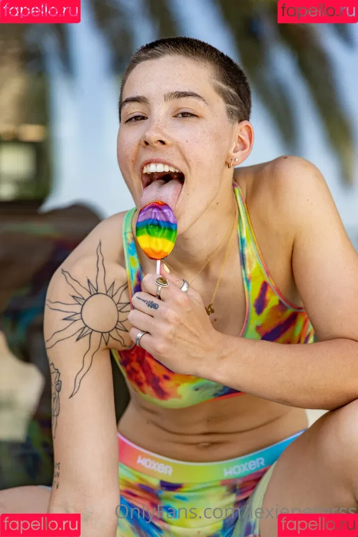 Lexiepeterss Onlyfans Photo Gallery 