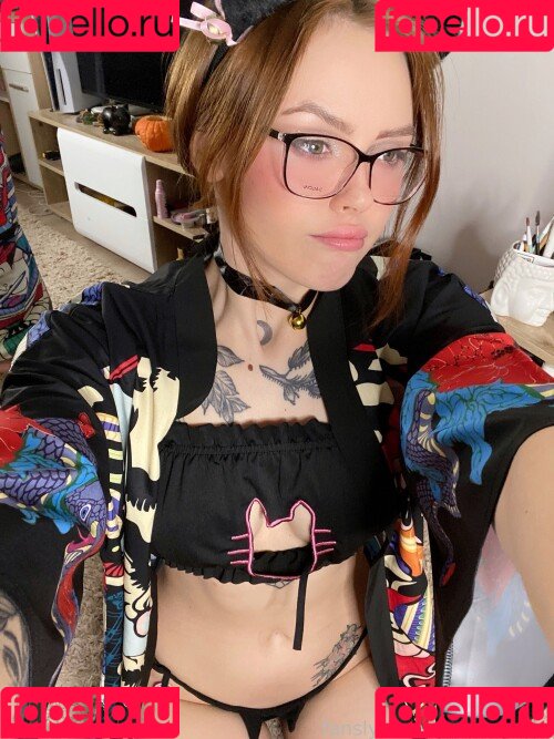 itsyouremily Onlyfans Photo Gallery 