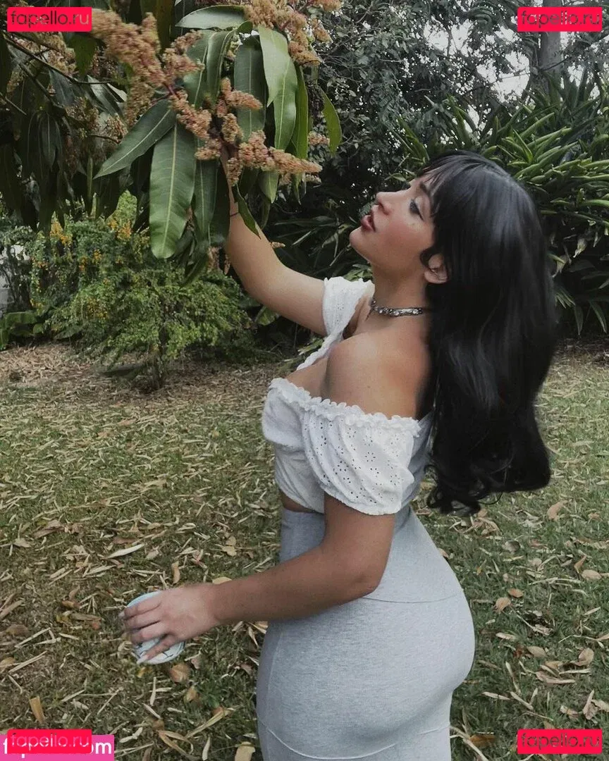 Briny De Laet Onlyfans Photo Gallery 