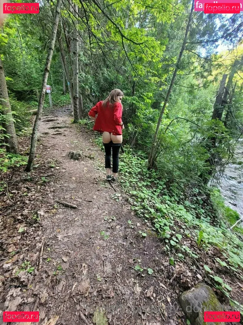 violet_scarlet Onlyfans Photo Gallery 