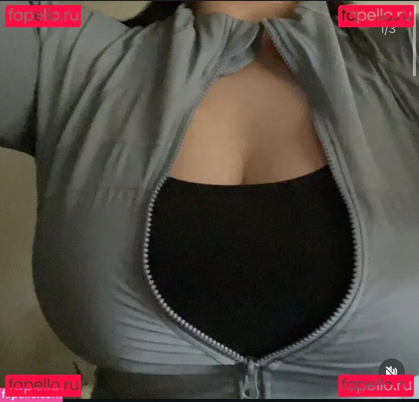 thespicysalmonroll Onlyfans Photo Gallery 