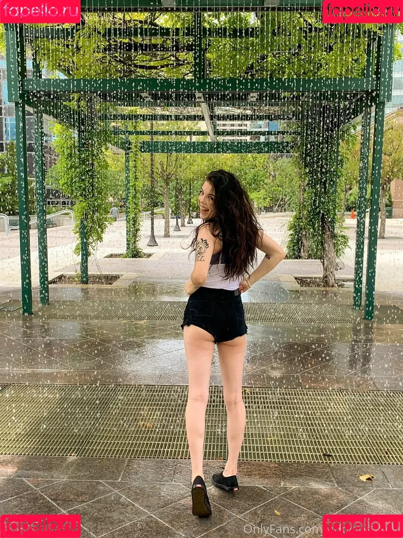 addigoeswild Onlyfans Photo Gallery 