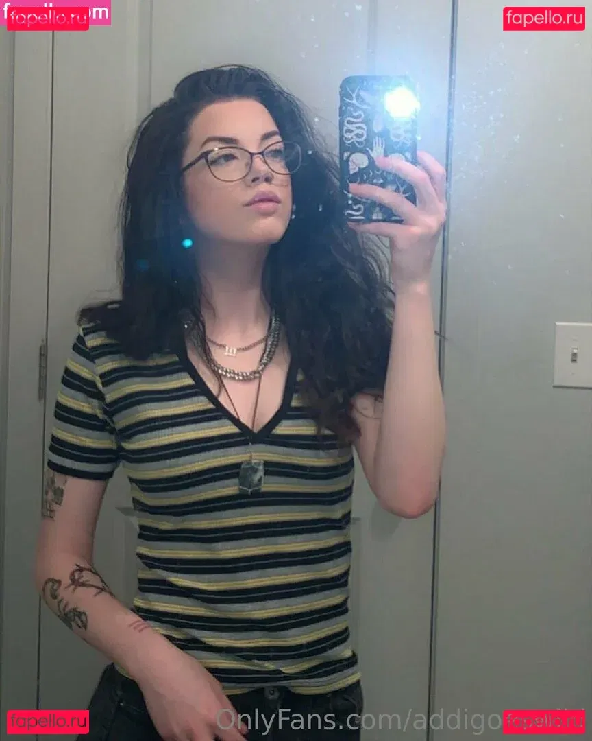 addigoeswild Onlyfans Photo Gallery 